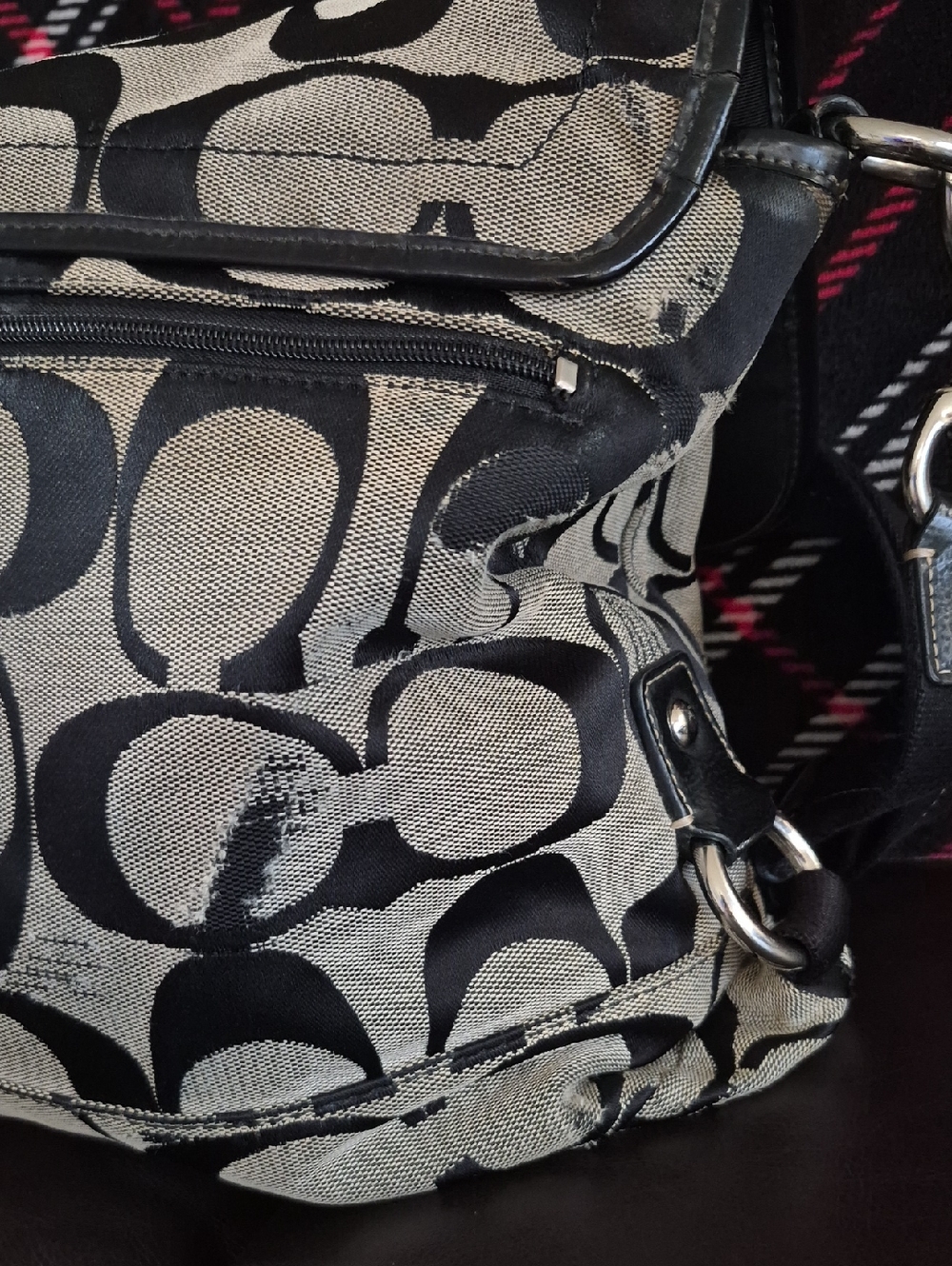 Coach Messanger Bag - Picture 11 of 15